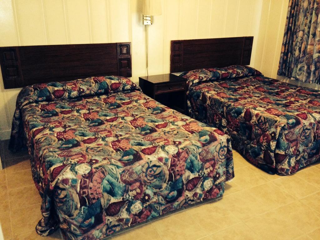Blue Coral Motel Virginia Beach Room photo